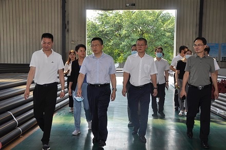 四川省證監(jiān)局局長唐理斌一行蒞臨森普管材調研